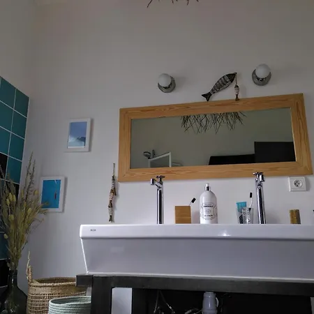 Au Calme - 3 Etoiles Апартаменты *