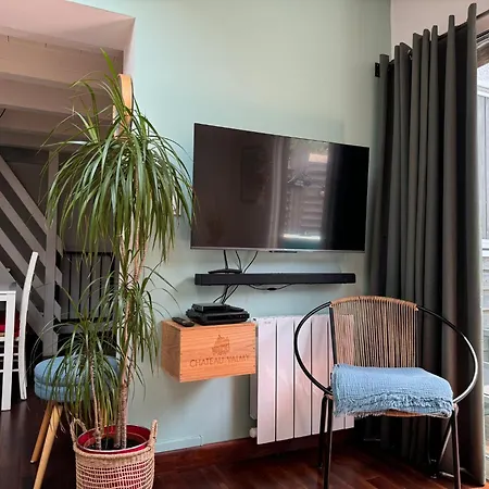 Au Calme - 3 Etoiles Апартаменты *